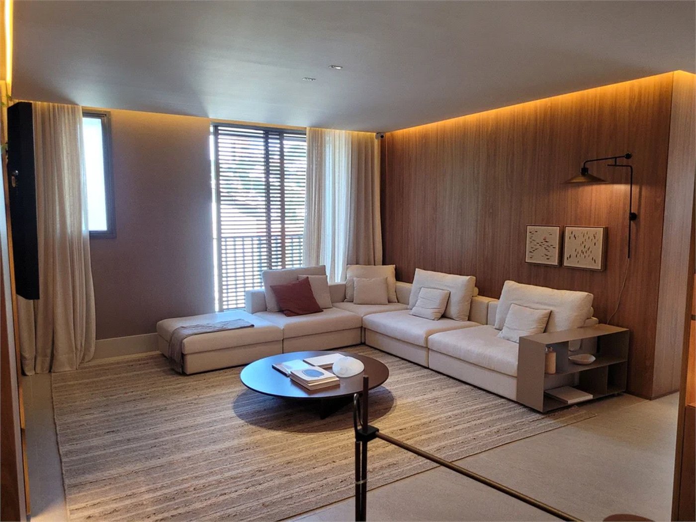 Apartamento à venda com 4 suítes em Vila Madalena, São Paulo, SP