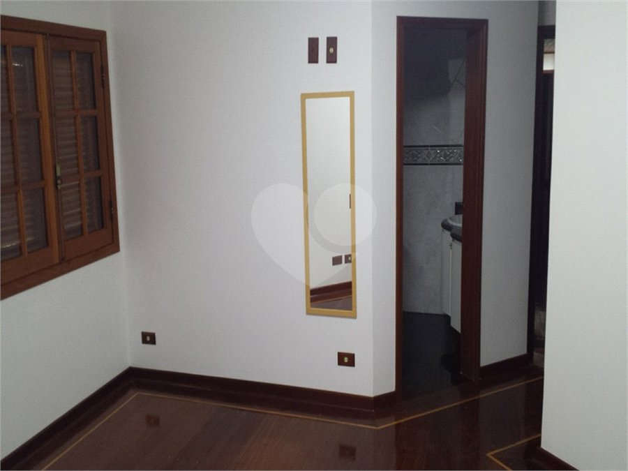 Casa à venda ou para alugar com 4 suítes no condomínio Residencial Vale das Laranjeiras, Indaiatuba - SP