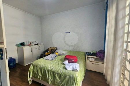 Casa à venda com 2 quartos, sendo 1 suíte, em Santo Amaro, São Paulo, SP