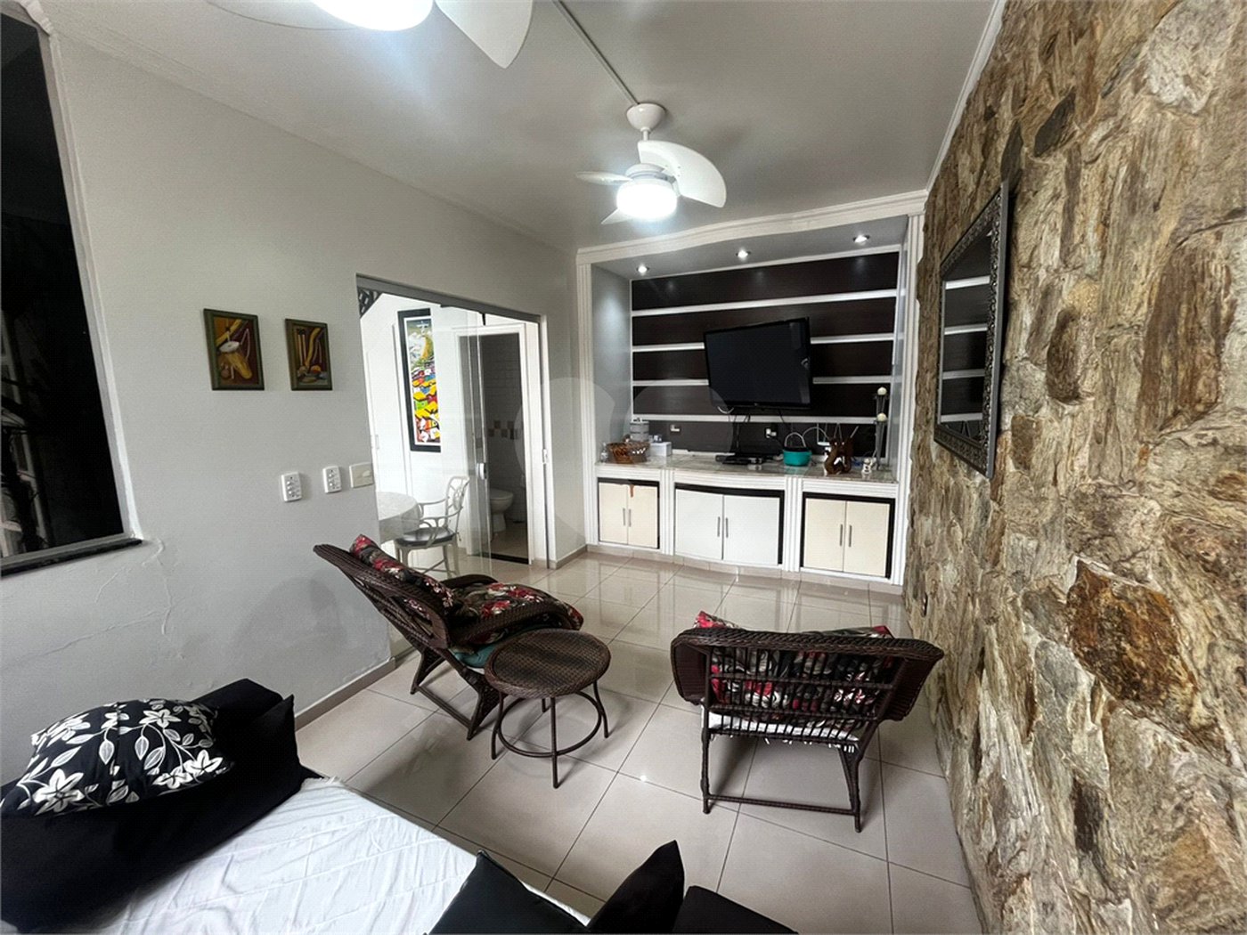 Casa à venda com 6 quartos, sendo 3 suítes, no Centro, Itapetininga, SP
