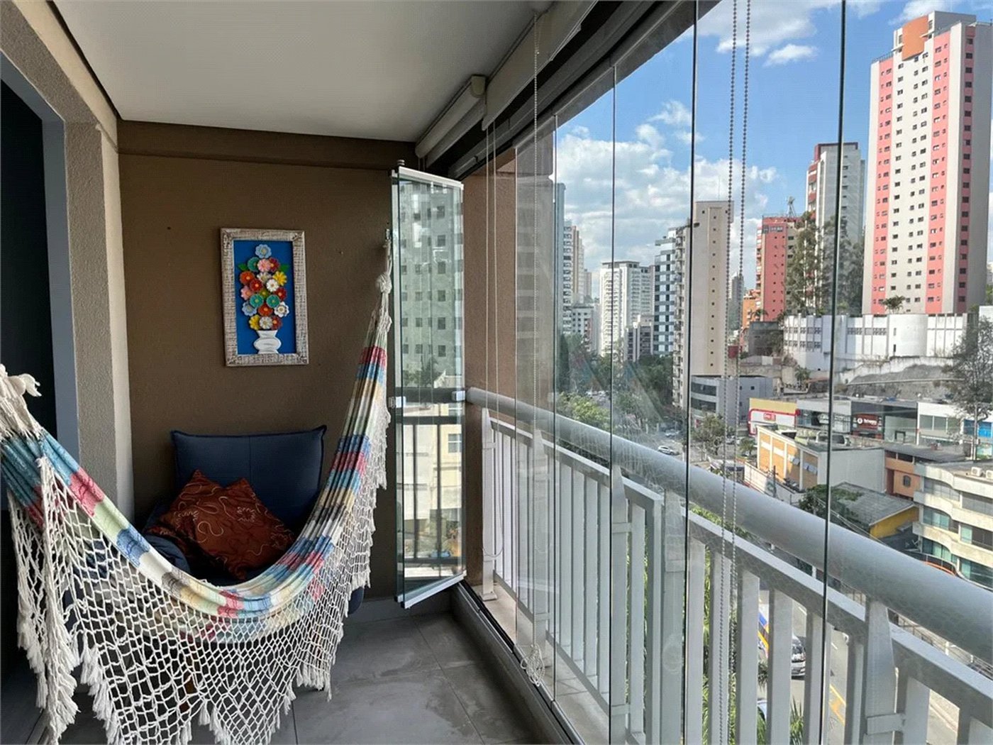 Apartamento à venda com 3 quartos, sendo 1 suíte, em Vila Andrade, São Paulo, SP