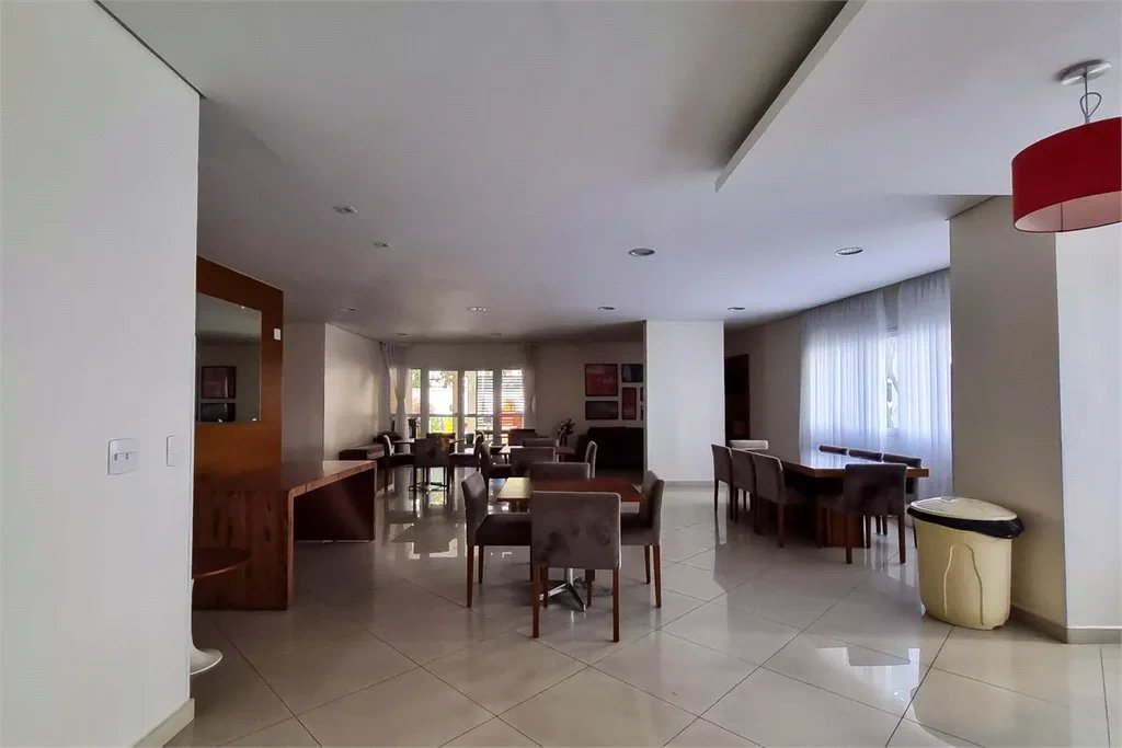 Apartamento à venda com 2 quartos, sendo 1 suíte,  em Vila Sônia, São Paulo, SP