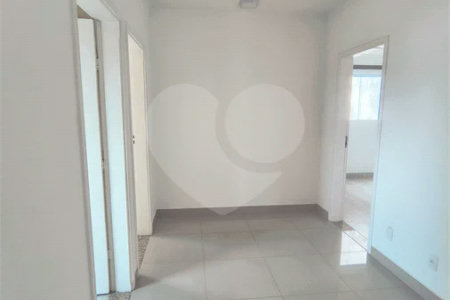 Casa com Suíte Master, Closet, Piscina e Espaço Gourmet Próxima ao Parque Ecológico- 03 quartos -com quintal