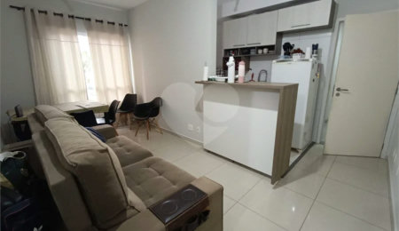 Apartamento à venda com 2 quartos, sendo 1 suíte,  em Jardim Carambeí, São Roque, SP