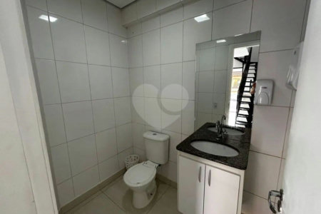 Prédio comercial á venda, com 88m2, em São Carlos-SP.