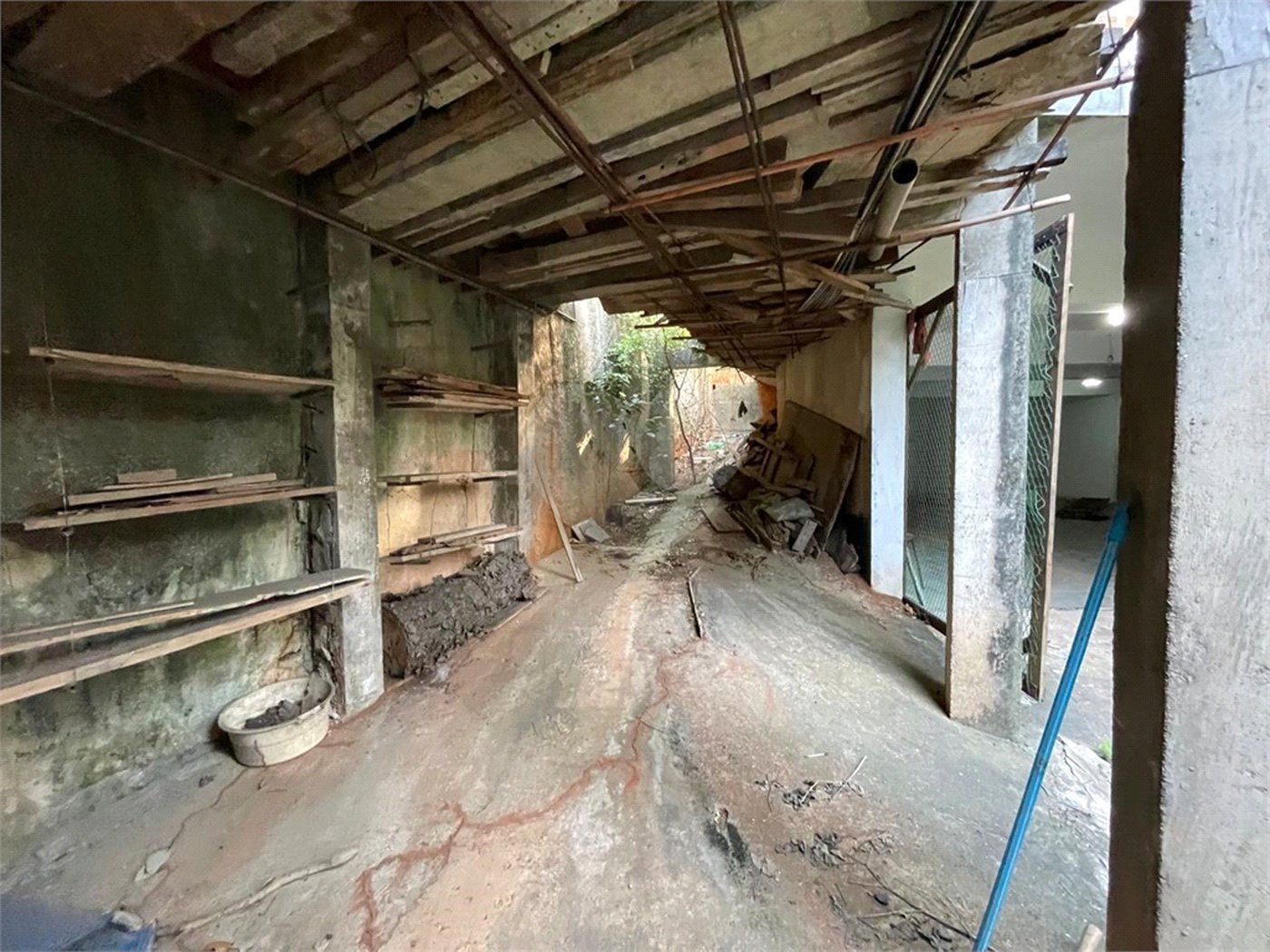 Casa à venda com 3 quartos, sendo 1 suíte, em Jardim Panorama, São Paulo, SP