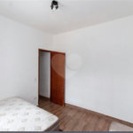 Casa Térrea à venda com 3 quartos, sendo 2 suítes, em Horto, São Paulo, SP