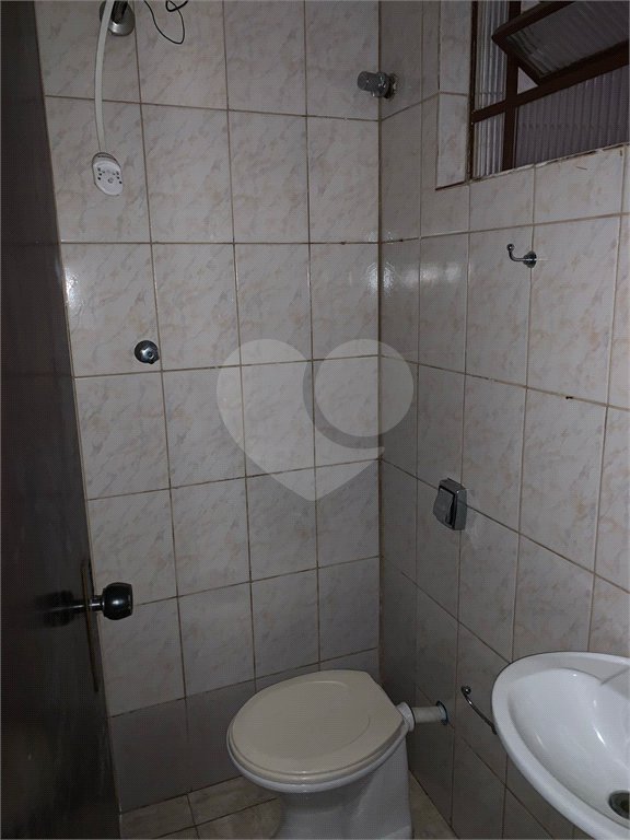 Sobrado à venda com 3 quartos, sendo 1 suíte, em Tremembé, São Paulo, SP