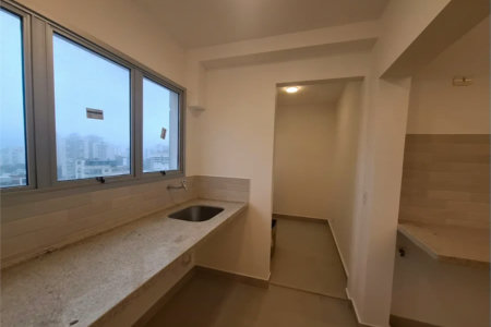 Apartamento à venda com 3 quartos, sendo 1 suíte, em Vila Andrade, São Paulo, SP