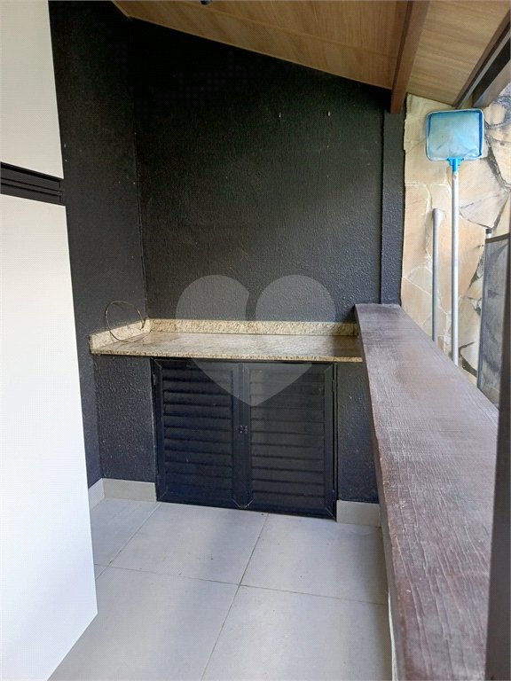 Casa à venda com 3 quartos, sendo 1 suíte, no condomínio Paraíso Classe A, Rio de Janeiro - RJ