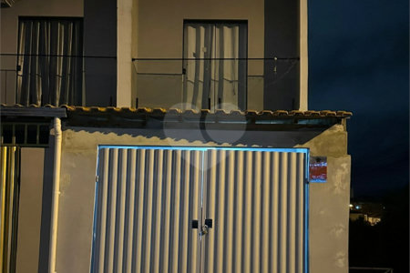 Casa de Vila para alugar com 2 quartos em Lopes de Oliveira, Sorocaba, SP