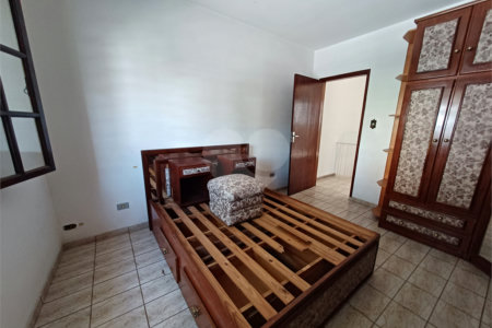 Sobrado à venda com 3 quartos em Vila Medeiros, São Paulo, SP