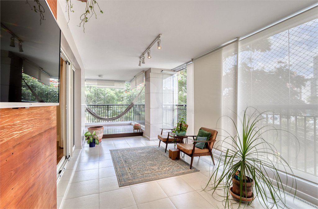 Apartamento à venda com 4 suítes em Alto da Boa Vista, São Paulo, SP