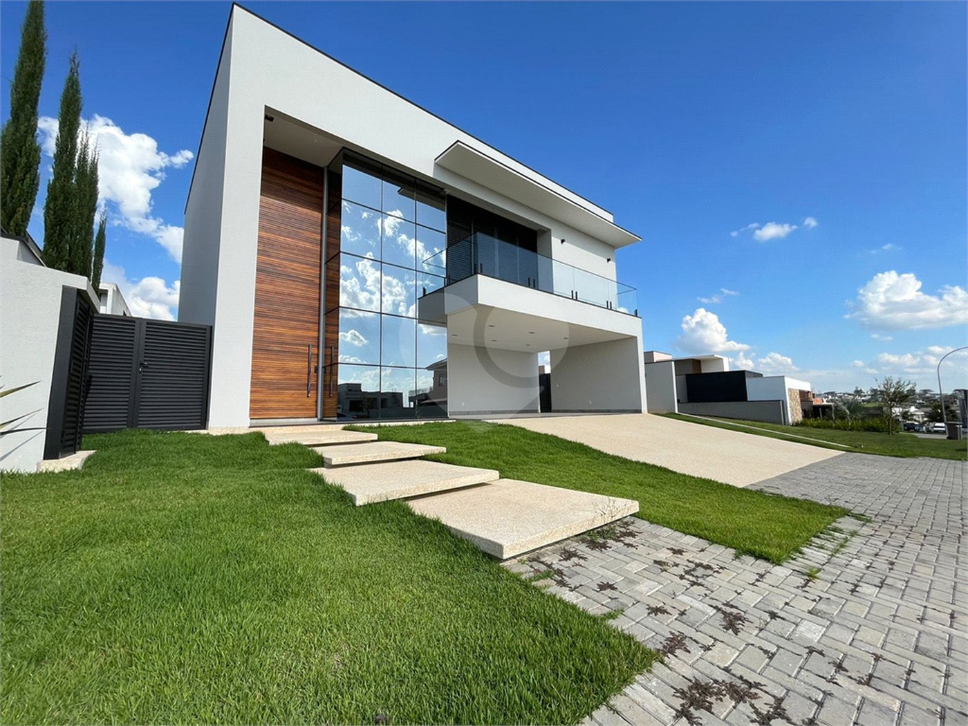 Casa à venda com 5 suítes no condomínio Alphaville Nova Esplanada 3, Votorantim - SP