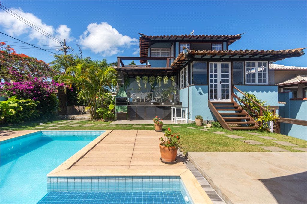 Casa à venda com 5 quartos, sendo 3 suítes, em Geribá, Armação dos Búzios, RJ