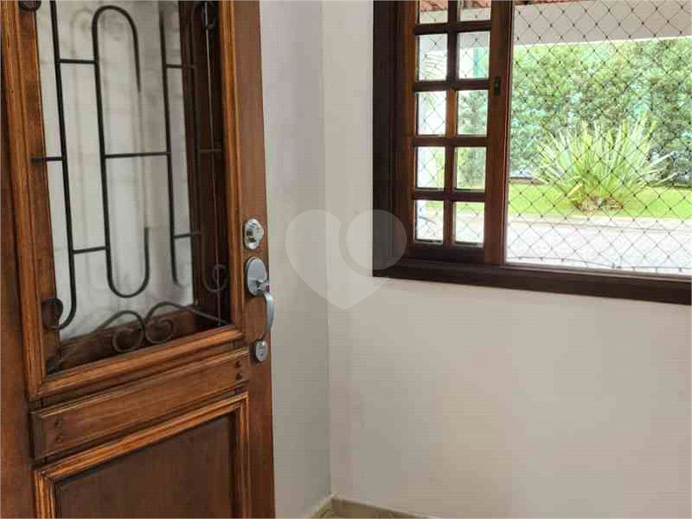 Casa à venda ou para alugar com 4 quartos, sendo 1 suíte,  em Tremembé, São Paulo, SP