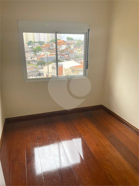 Sobrado à venda com 4 quartos, sendo 1 suíte, em Parque São Domingos, São Paulo, SP