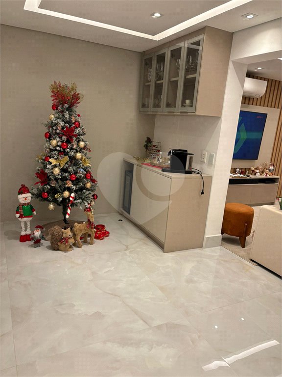 Apartamento à venda com 2 suítes em Vila Anastácio, São Paulo, SP