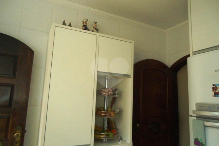 Sobrado à venda com 3 quartos, sendo 1 suíte, em Tremembé, São Paulo, SP