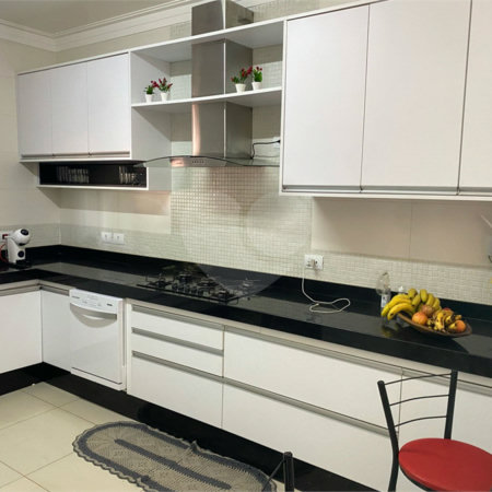 Casa à venda com 4 quartos, sendo 3 suítes, no condomínio Primavera, Salto - SP