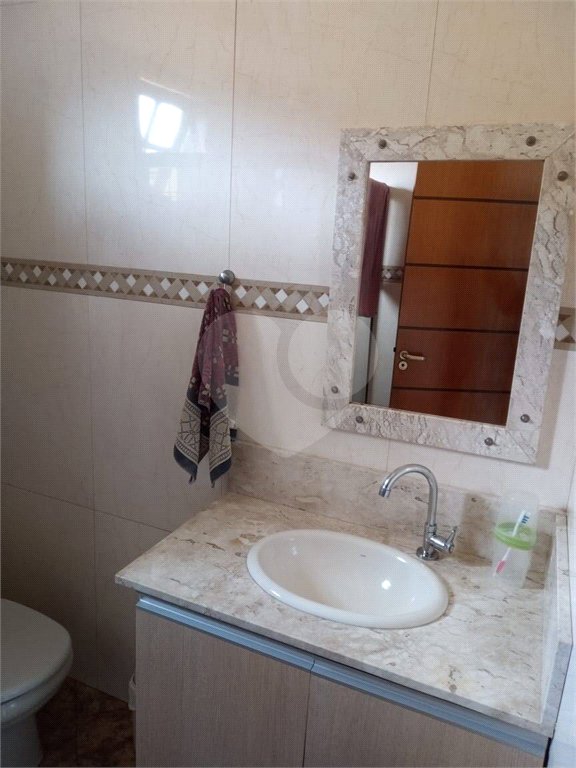 Casa à venda com 3 quartos em Sítio São José, Suzano, SP