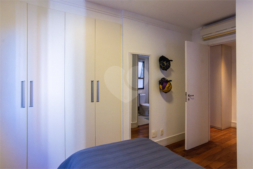 Apartamento à venda com 3 suítes em Granja Julieta, São Paulo, SP