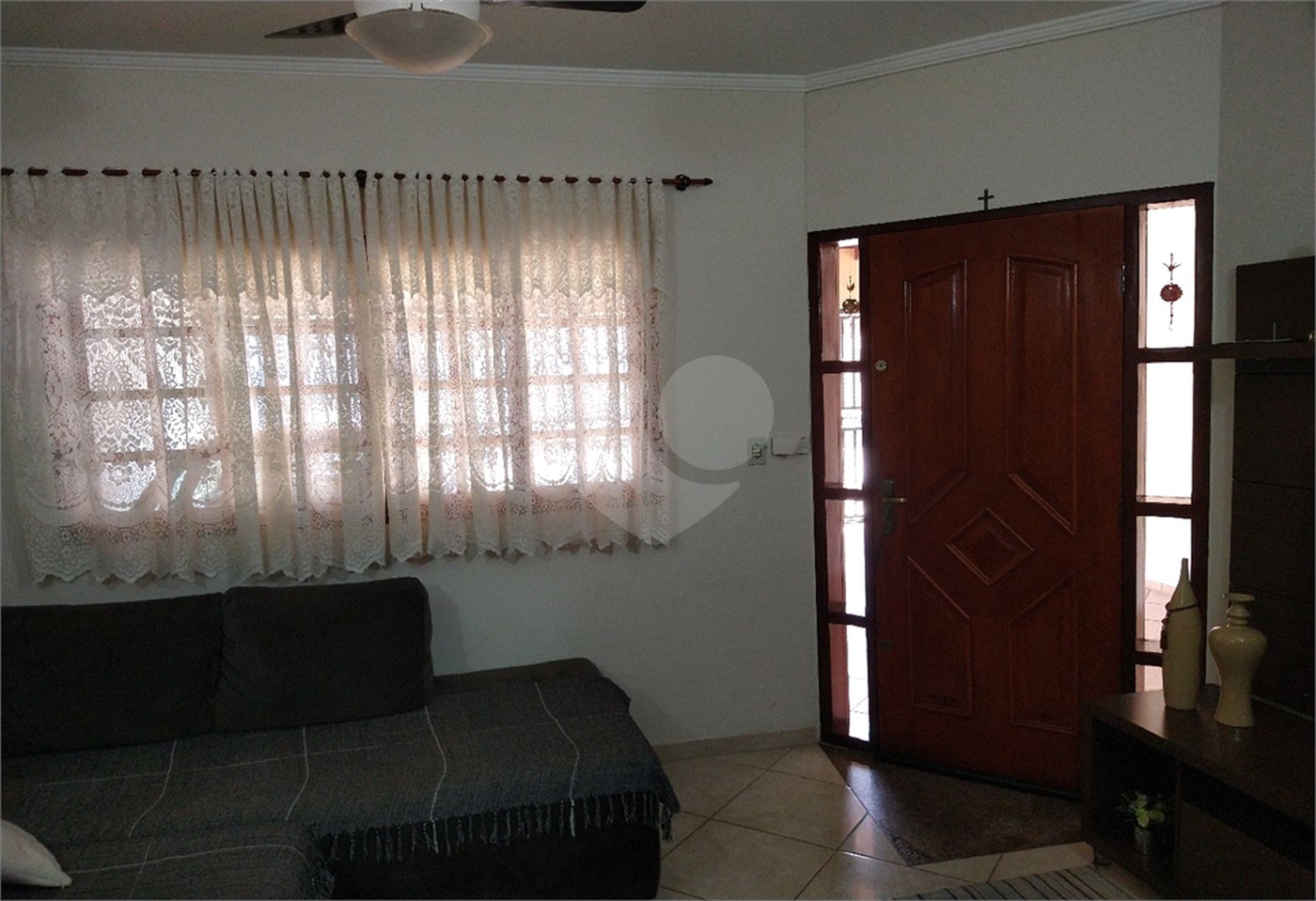 Sobrado à venda com 3 quartos, sendo 2 suítes, em Jardim Hubert, Indaiatuba, SP