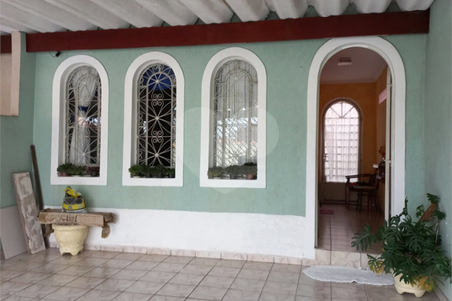 Sobrado à venda com 3 quartos em Tremembé, São Paulo, SP