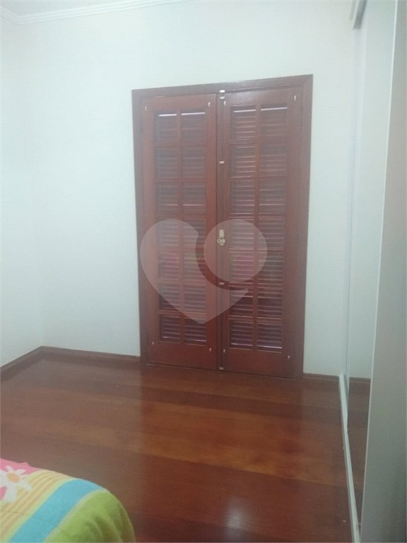 Casa à venda com 3 quartos, sendo 1 suíte,  no condomínio Residencial Grape Village, Vinhedo - SP