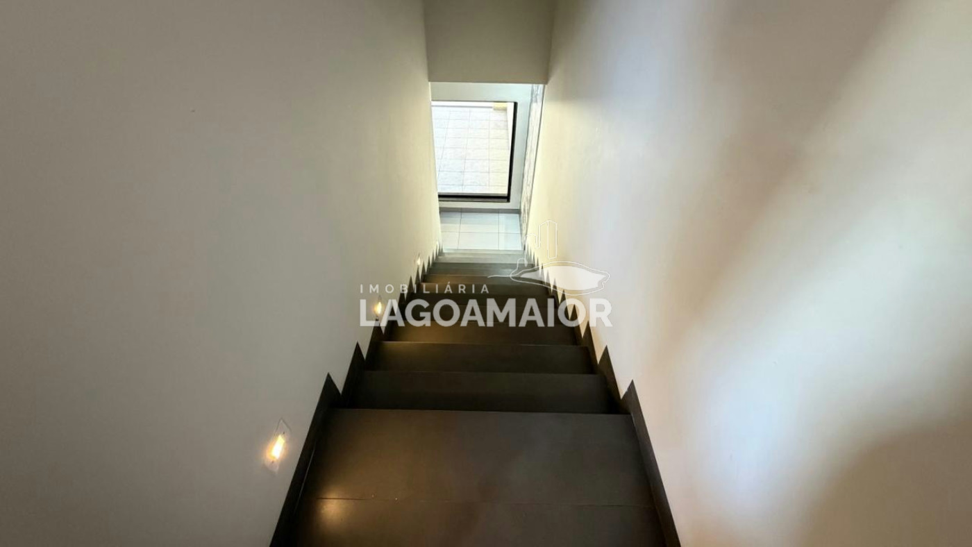 Casa à venda com 3 suítes em Jardim dos Ipes, Três Lagoas, MS