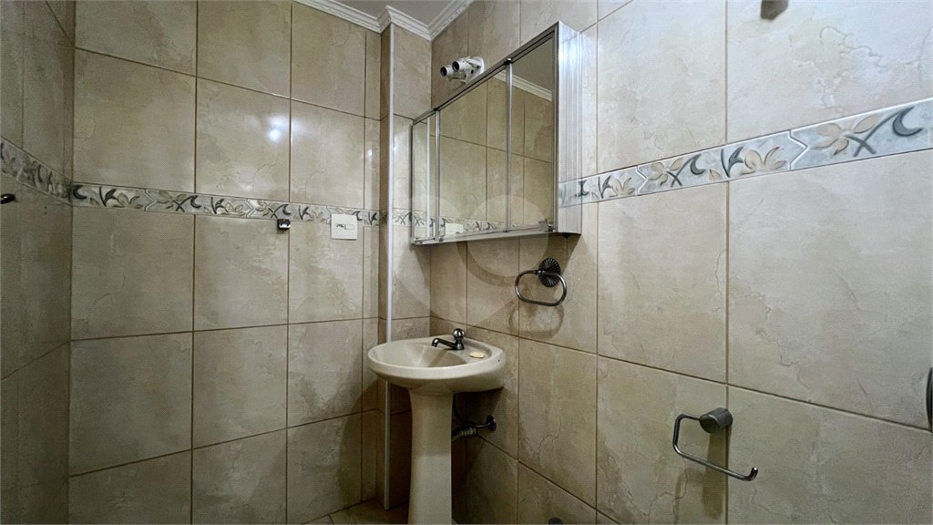 Apartamento à venda com 3 quartos, sendo 1 suíte, em Pinheiros, São Paulo, SP
