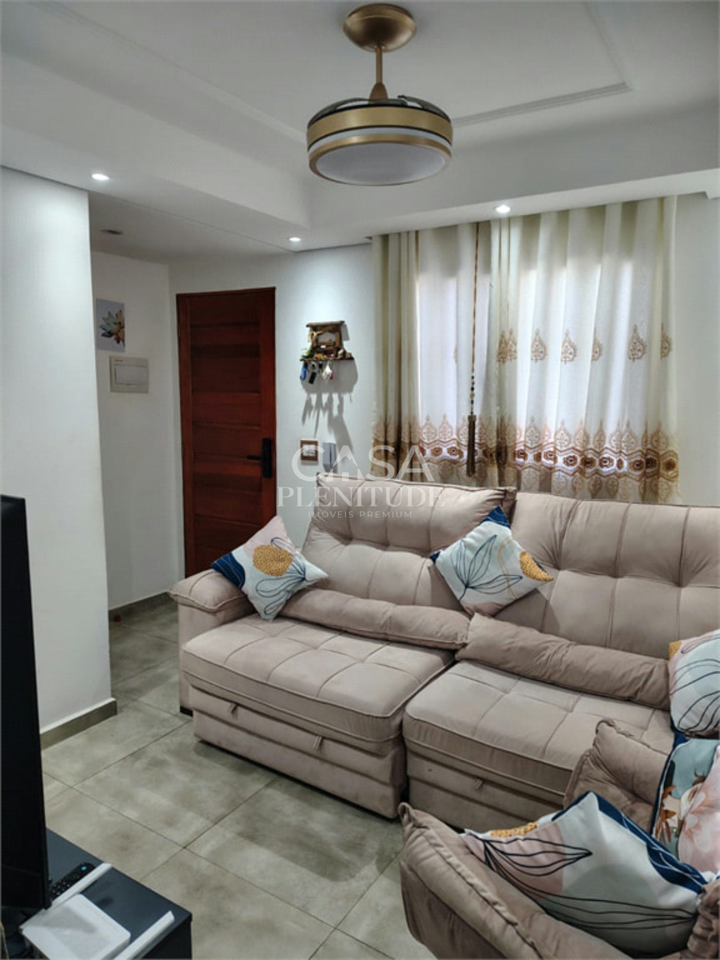 Casa de Vila à venda com 2 suítes em Chácaras do Rosário, Franco da Rocha, SP