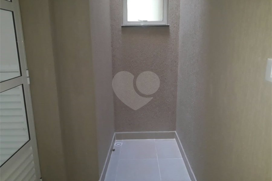 Casa à venda ou para alugar com 3 quartos, sendo 1 suíte, no condomínio martinha, São Paulo - SP