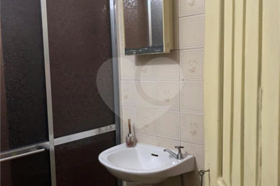 Sobrado à venda com 3 quartos, sendo 1 suíte,  em Vila Sabrina, São Paulo, SP