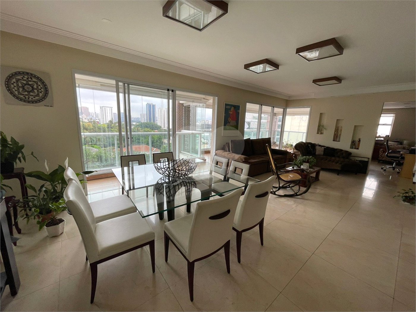 Apartamento à venda com 4 quartos, sendo 3 suítes, em Perdizes, São Paulo, SP