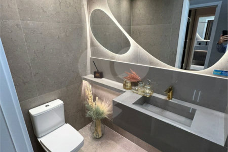 Apartamento à venda com 2 suítes em Vila Assunção, Santo André, SP
