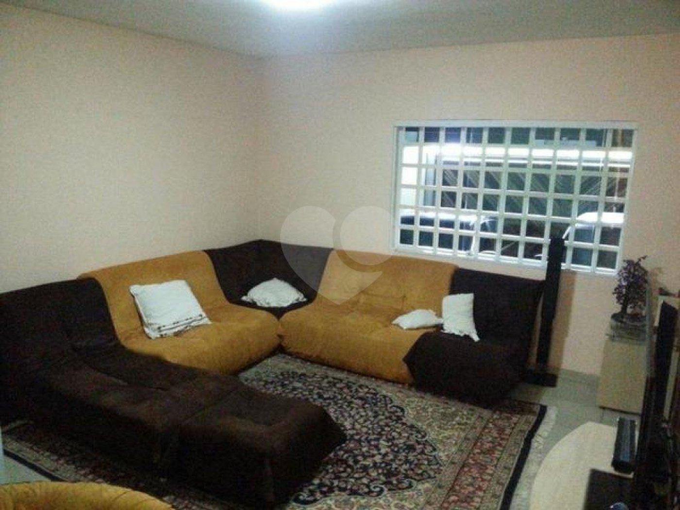Sobrado à venda com 3 quartos, sendo 1 suíte, em Jardim Aeroporto, São Paulo, SP