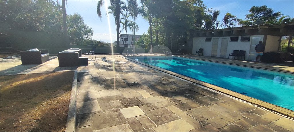 Apartamento à venda com 3 quartos, sendo 1 suíte, em Campo Grande, Rio de Janeiro, RJ