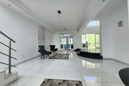 Casa à venda com 3 suítes no condomínio Villagio Di Verona, Vinhedo - SP