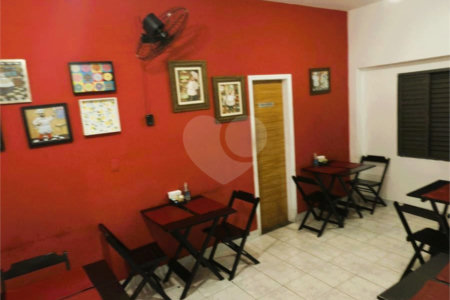 Casa à venda com 3 suítes em Vila Leão, Sorocaba, SP
