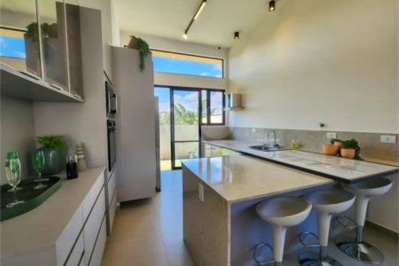 Casa à venda com 3 quartos, sendo 1 suíte, no condomínio Consoli Residencial, Atibaia - SP