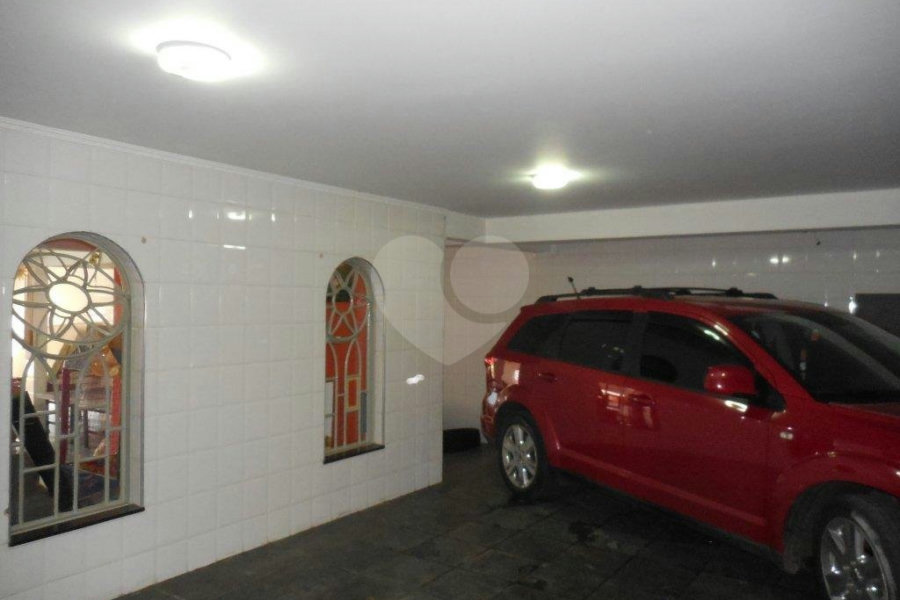Sobrado à venda com 4 quartos, sendo 3 suítes, em Vila Gustavo, São Paulo, SP