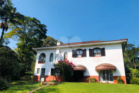 Chácara à venda com 6 quartos, sendo 2 suítes, em Vila Moraes, Mogi das Cruzes, SP