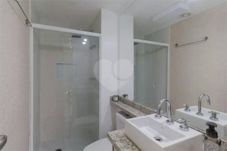 Apartamento à venda com 2 quartos, sendo 1 suíte,  em Vila Andrade, São Paulo, SP