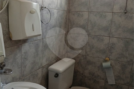 Casa à venda com 4 quartos, sendo 1 suíte, no Centro, Sorocaba, SP