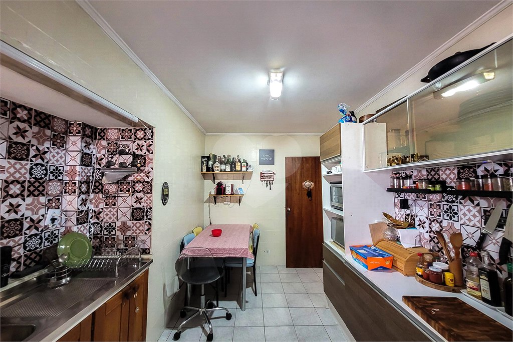 Apartamento à venda com 3 quartos, sendo 1 suíte,  em Vila Clementino, São Paulo, SP