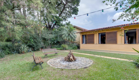 Casa Térrea à venda ou para alugar com 5 quartos, sendo 2 suítes,  em Jardim Prudência, São Paulo, SP