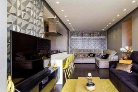Apartamento à venda com 3 quartos, sendo 1 suíte,  em Vila Anastácio, São Paulo, SP