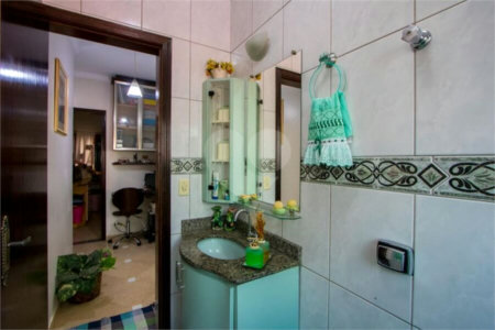 Apartamento à venda com 3 quartos, sendo 1 suíte, em Vila Assunção, Santo André, SP