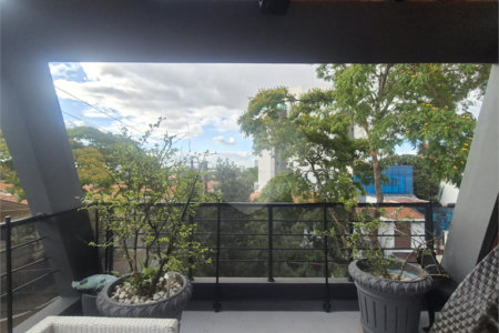 Casa à venda com 4 quartos, sendo 3 suítes,  em Planalto Paulista, São Paulo, SP